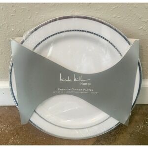 Nicole Miller Home Set Of 10 Plastic Dinner Plates 10.25 Inch Disposable
